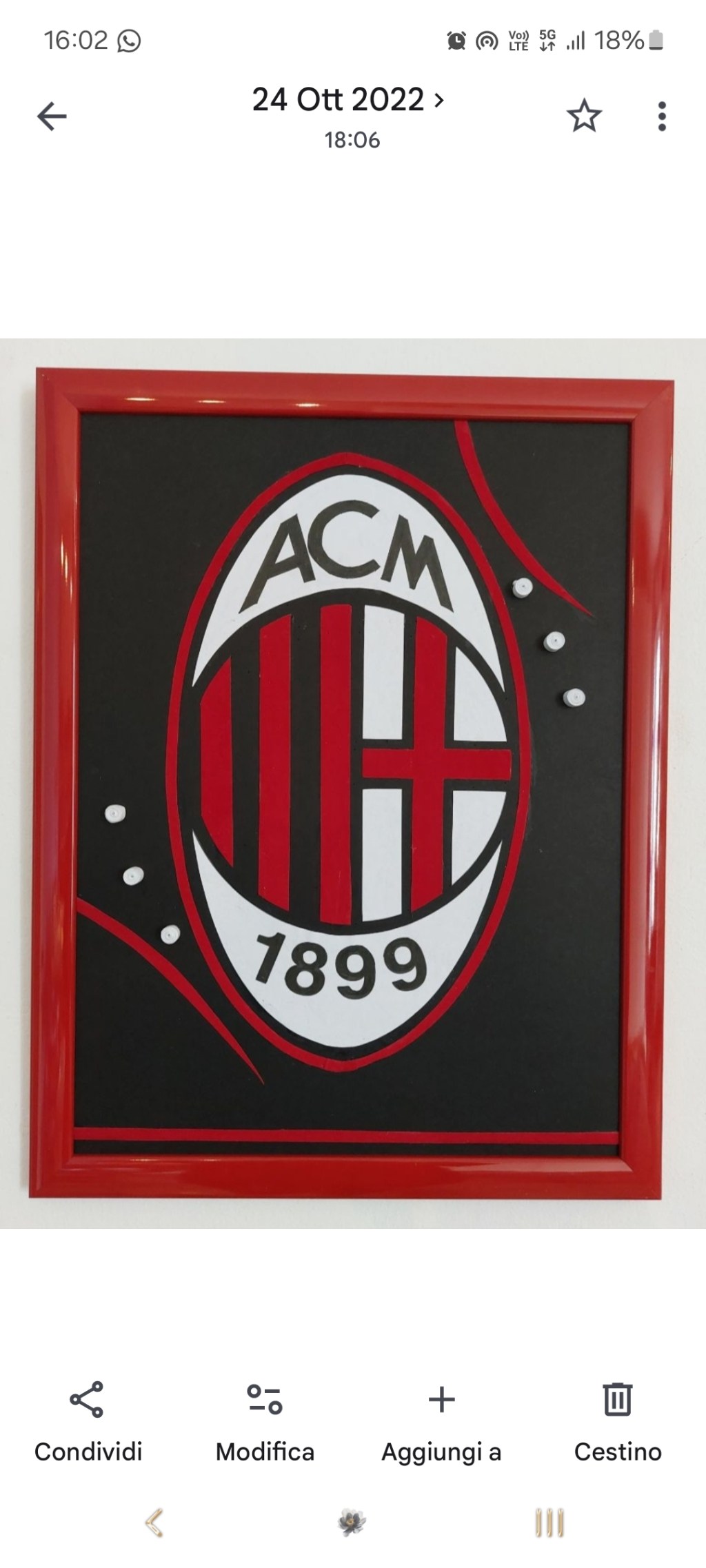 Su richiesta: Logo Milan&nbsp;❤️🖤